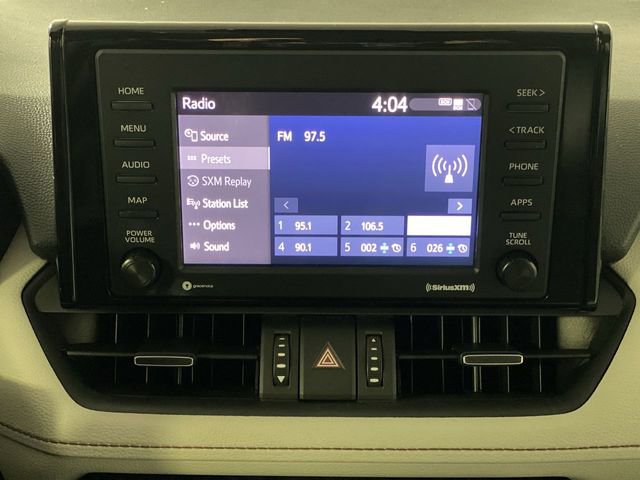 Used 2022 Toyota RAV4 XLE Premium image 18