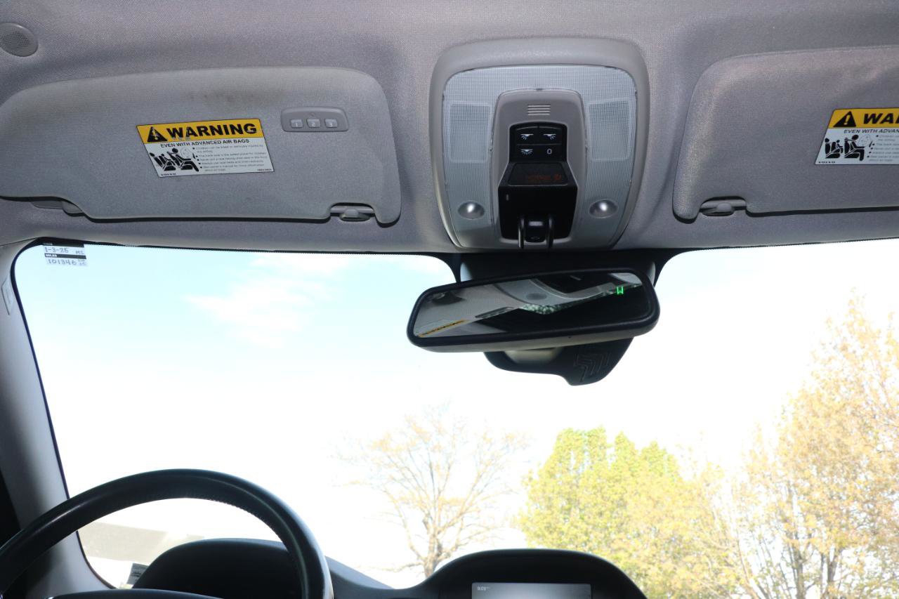 Used 2012 Volvo XC70 T6 image 32