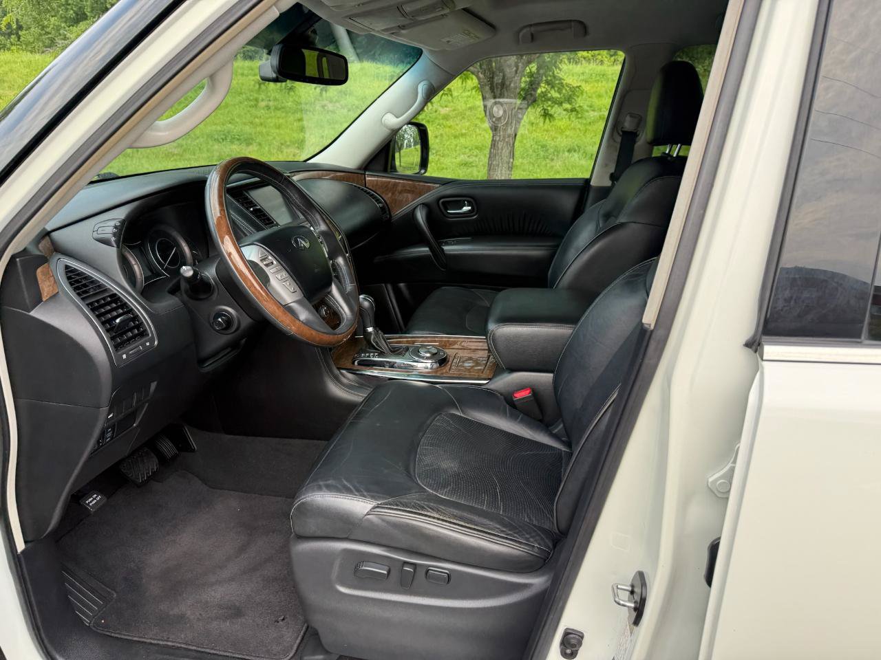 Used 2016 INFINITI QX80 2WD image 10