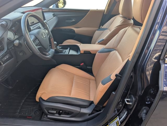 Used 2025 Lexus ES 300h w/ Technology Package FWD image 8
