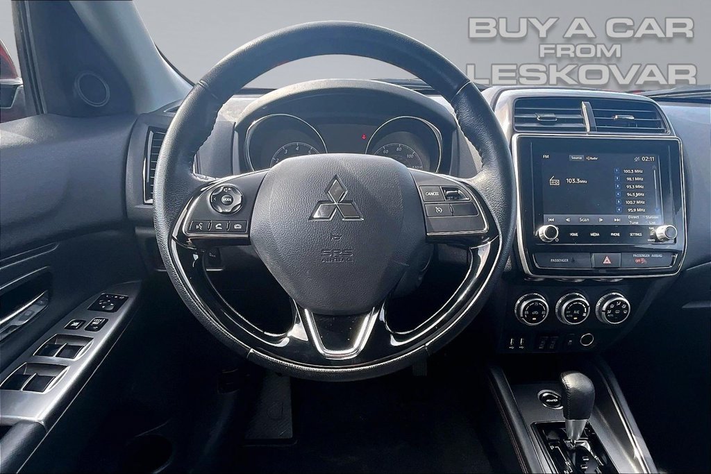 Used 2025 Mitsubishi Outlander Sport AWD image 5
