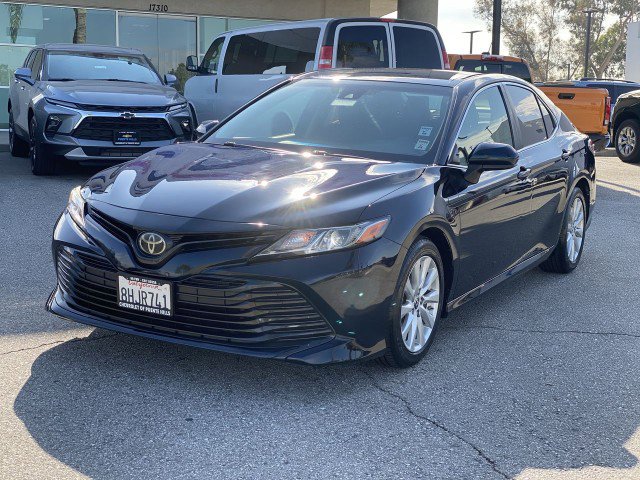 Used 2018 Toyota Camry SE