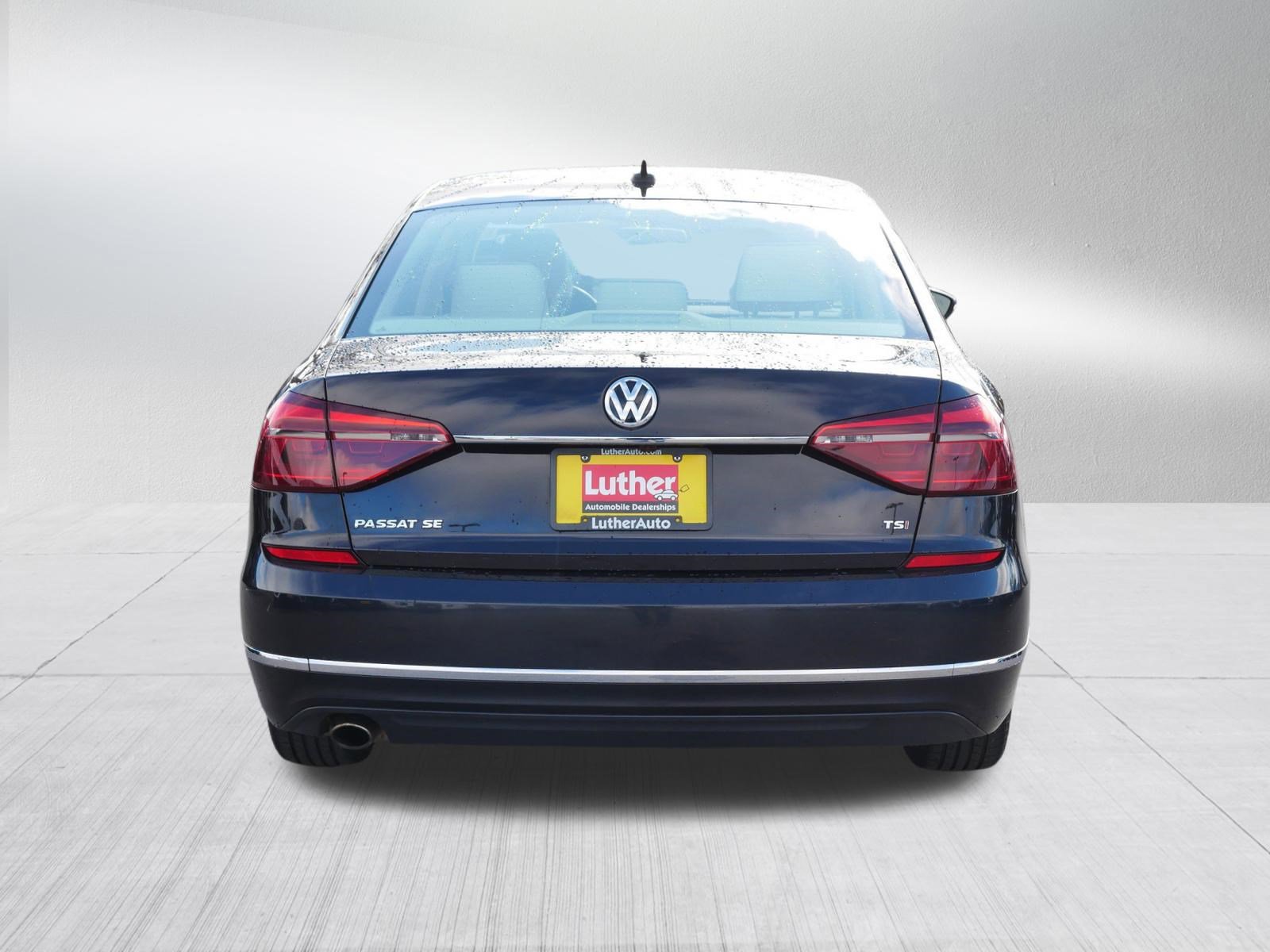 Used 2018 Volkswagen Passat 2.0T SE image 6