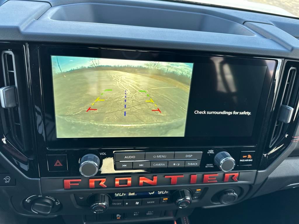 New 2025 Nissan Frontier PRO-4X w/ Tow Package image 16