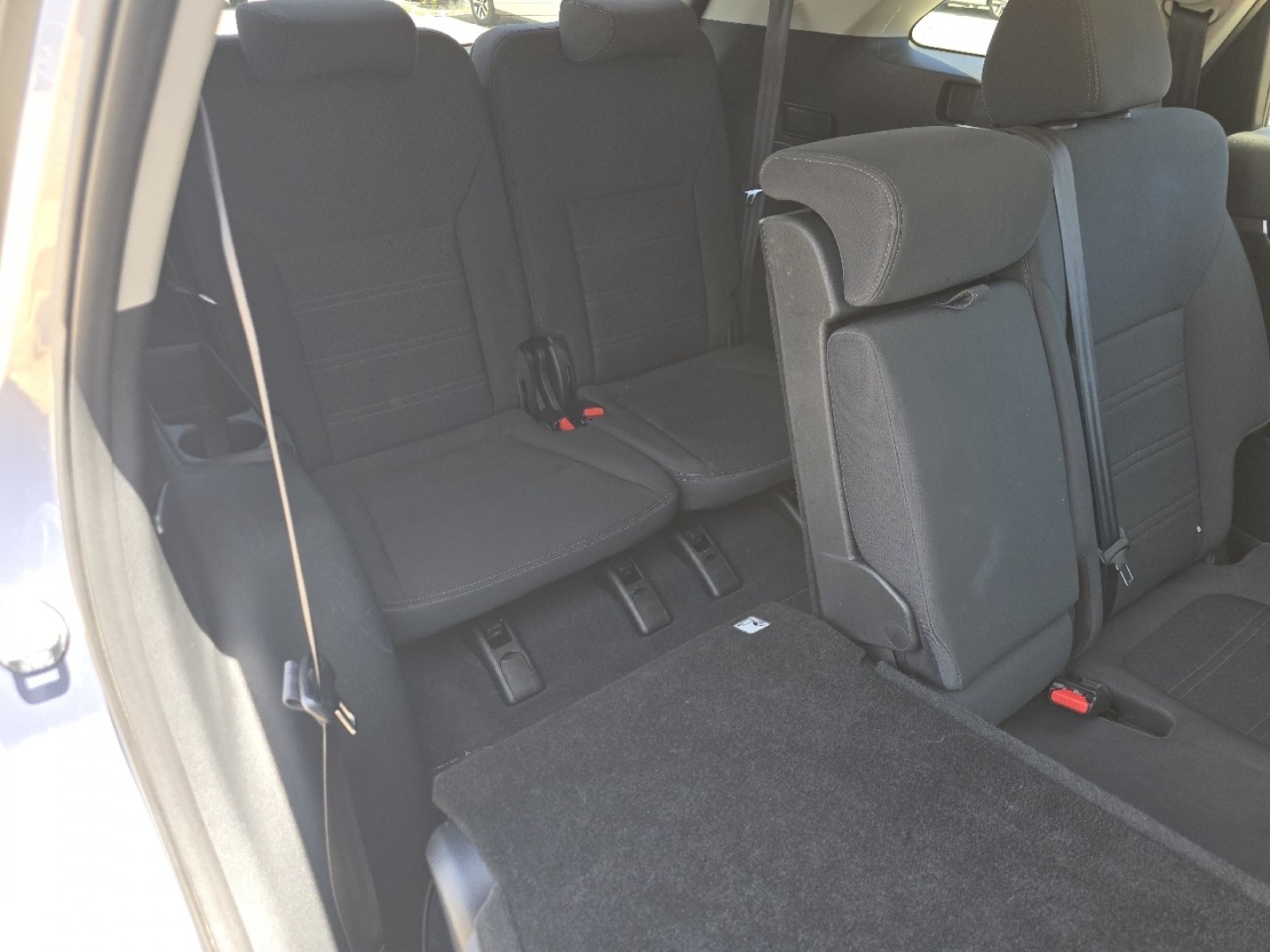 Used 2020 Kia Sorento L FWD image 19