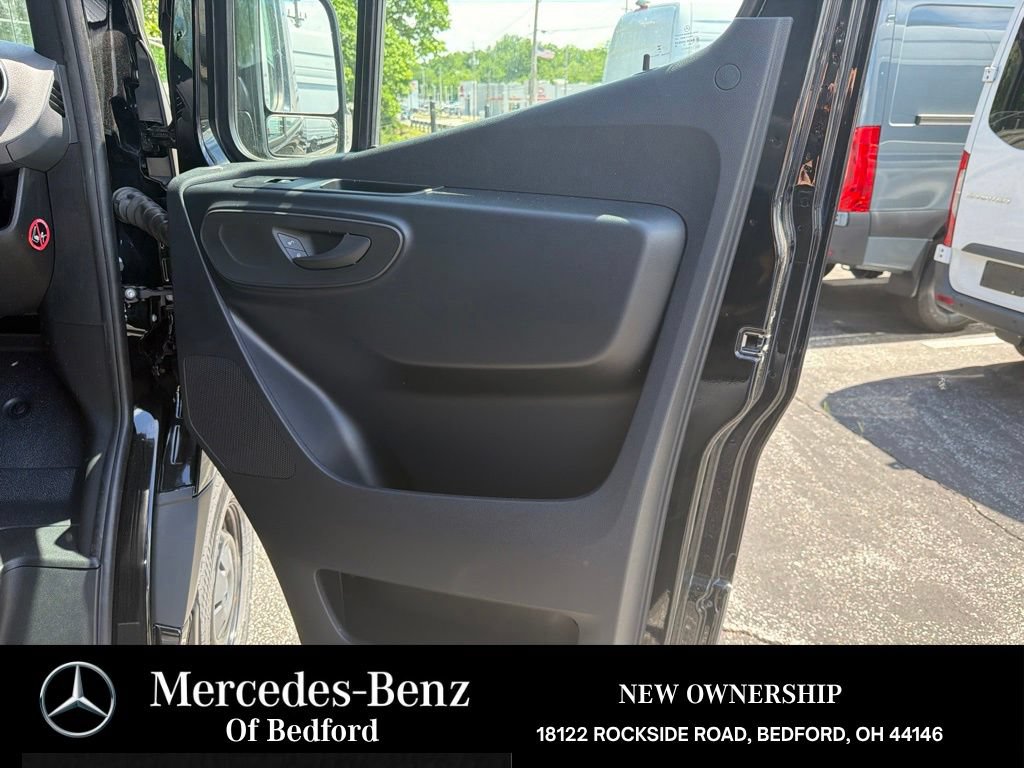 New 2026 Mercedes-Benz Sprinter 3500 image 21