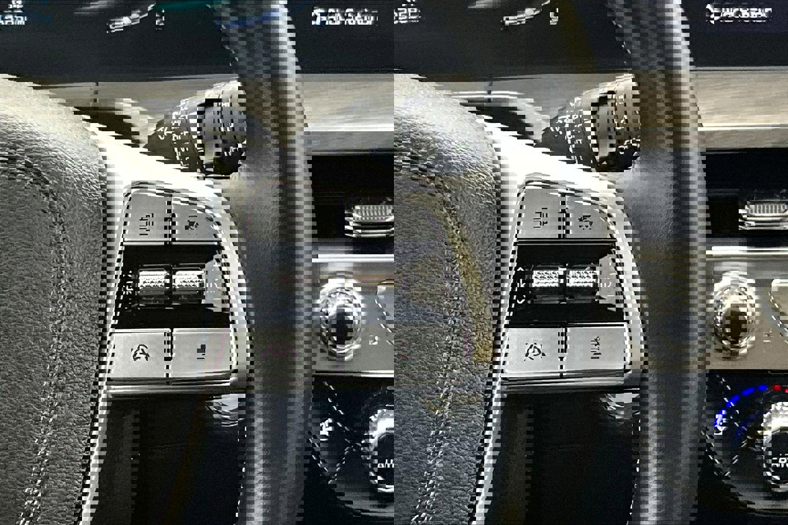 Used 2025 Kia Telluride EX X-Line image 21