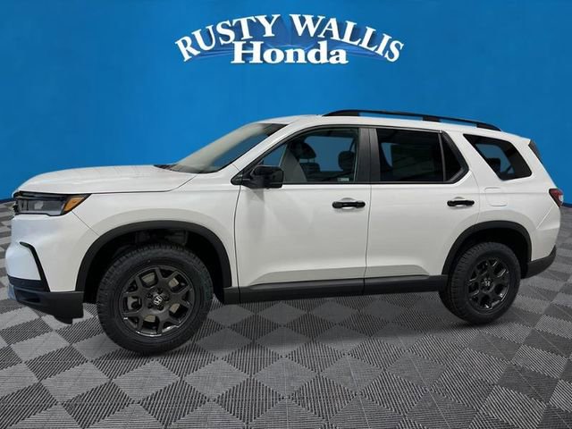 New 2025 Honda Pilot TrailSport image 6