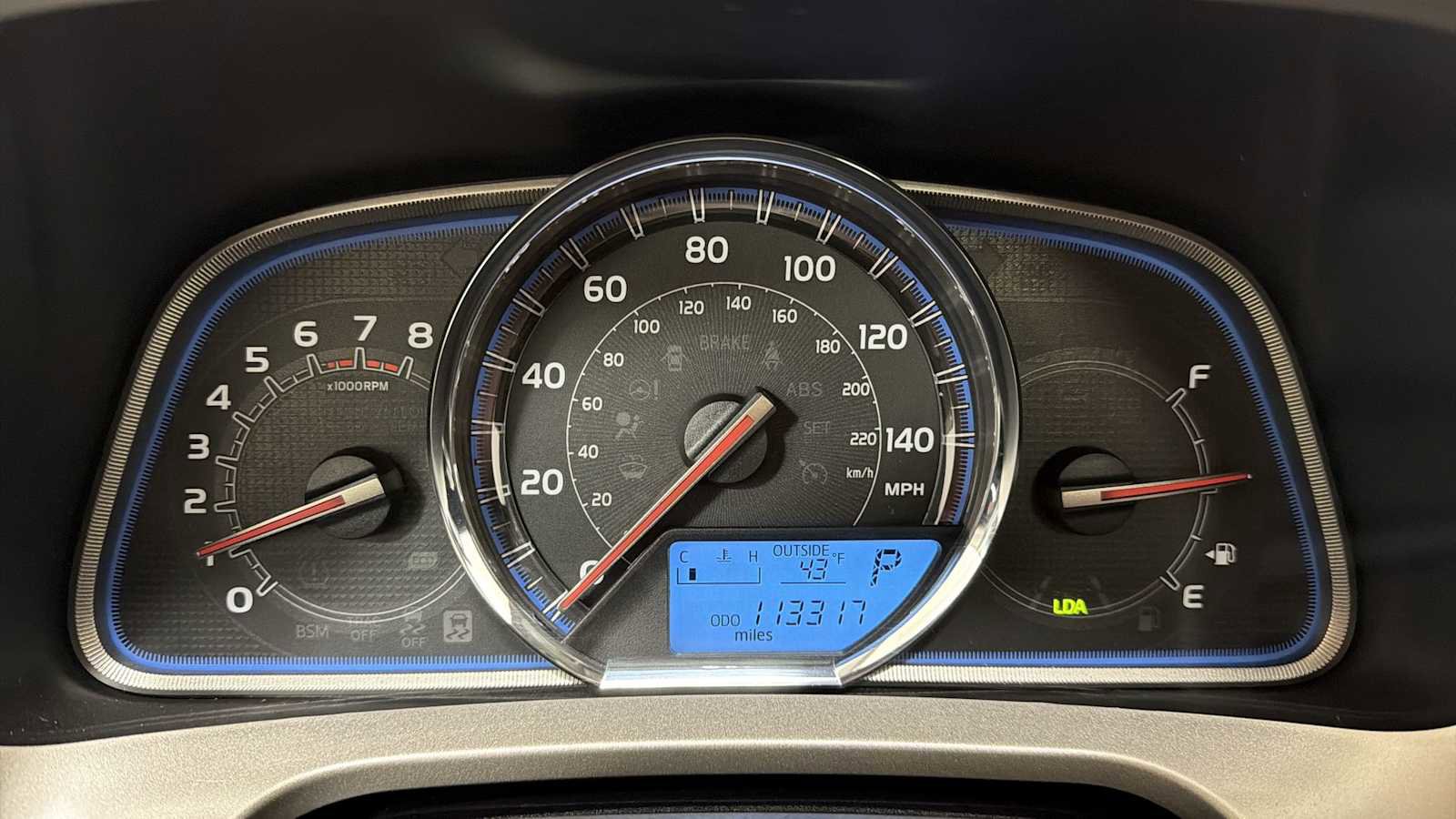 Used 2015 Toyota RAV4 Limited w/ Technology Package image 17