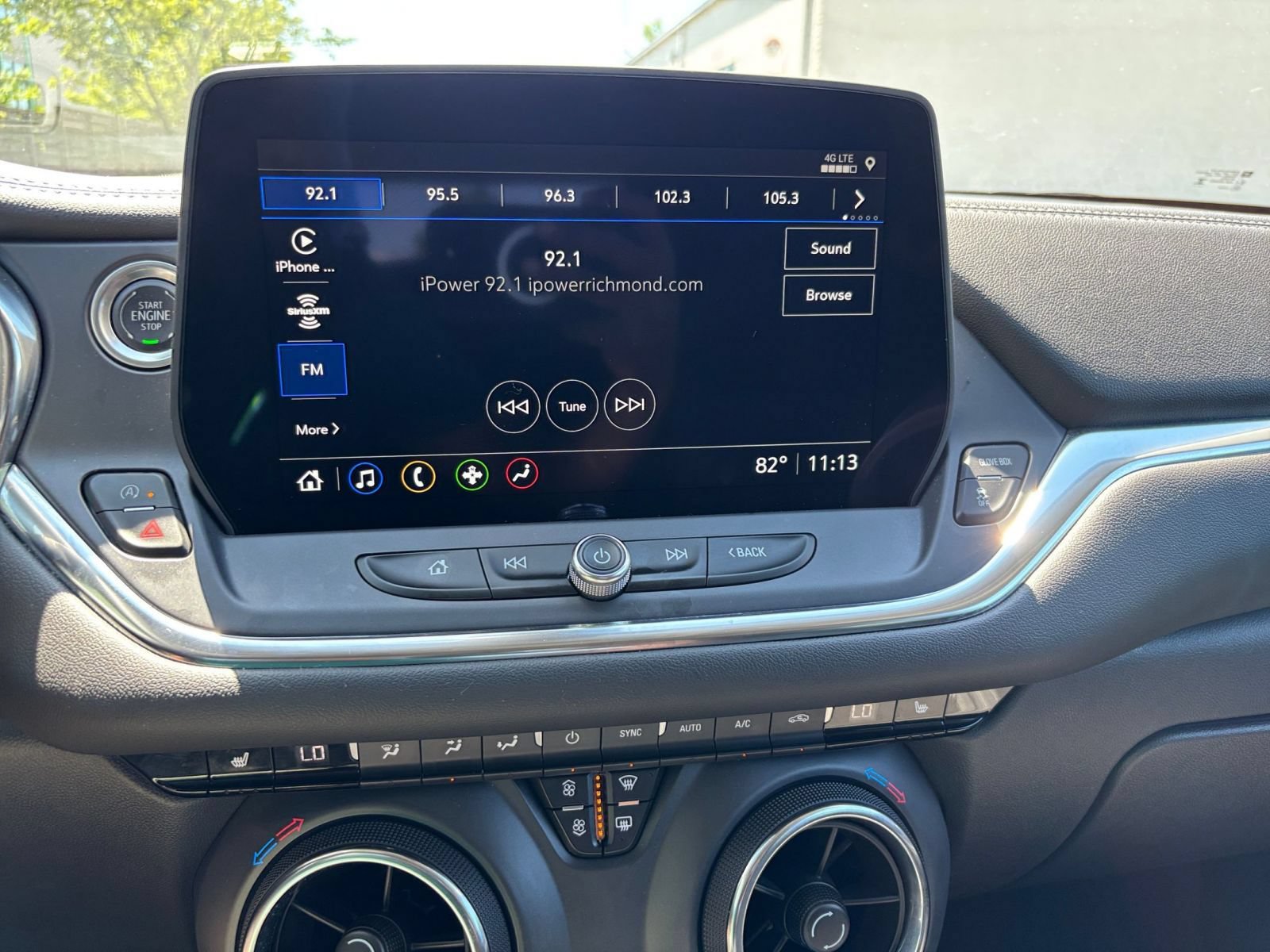 Used 2025 Chevrolet Blazer LT FWD image 17