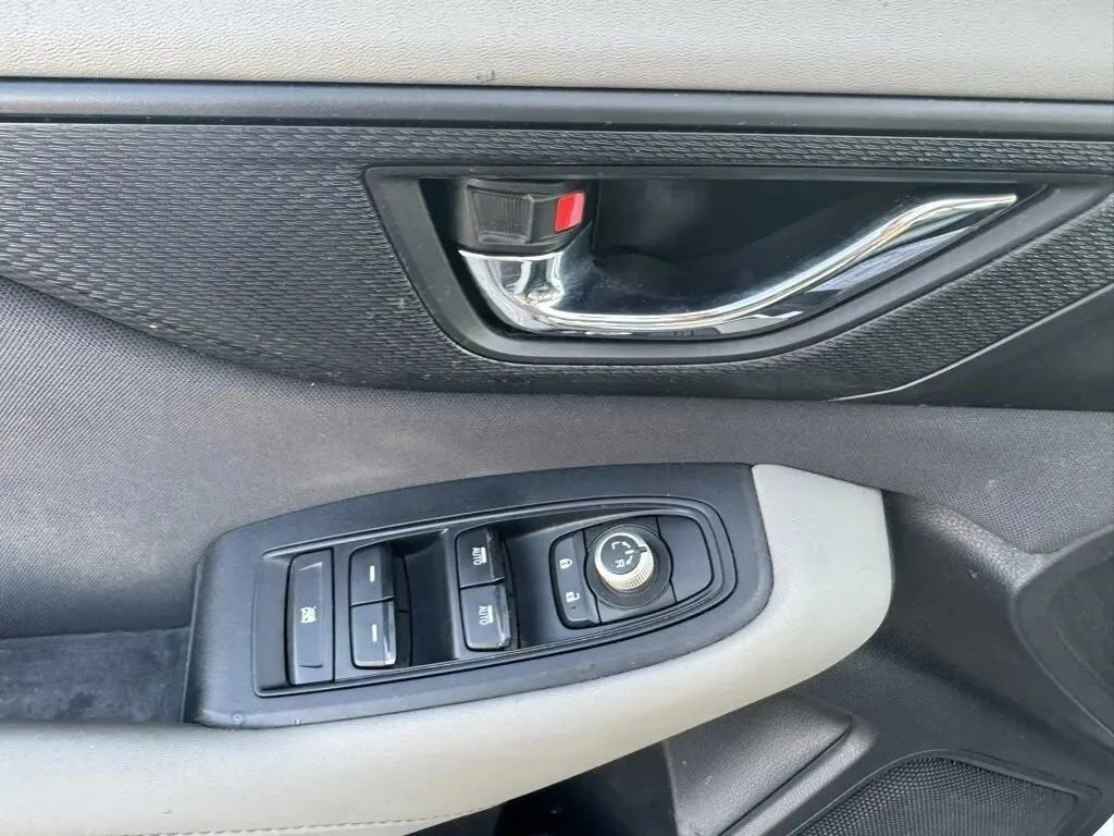 Used 2022 Subaru Outback Premium image 11