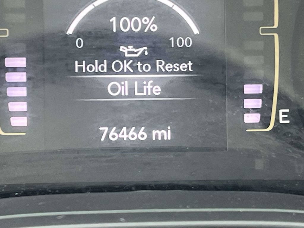 Used 2019 Jeep Cherokee Latitude w/ Popular Appearance Group AWD/4WD image 24