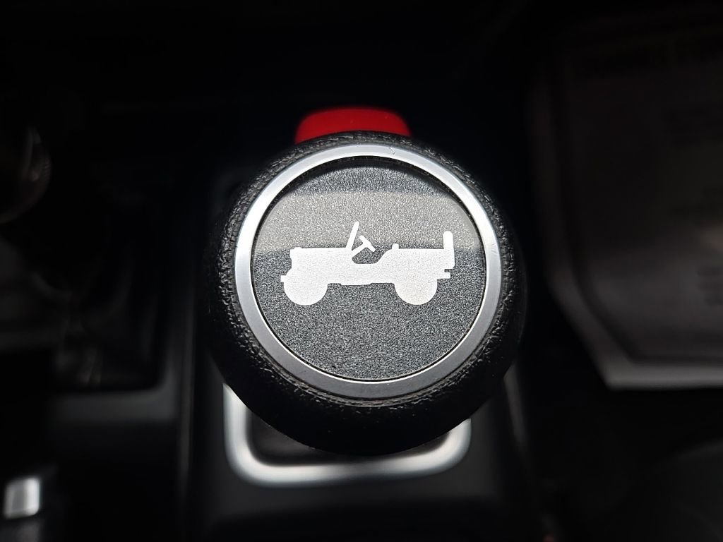 Used 2020 Jeep Wrangler Unlimited Sahara w/ Uconnect 4C Nav & Sound Group image 67