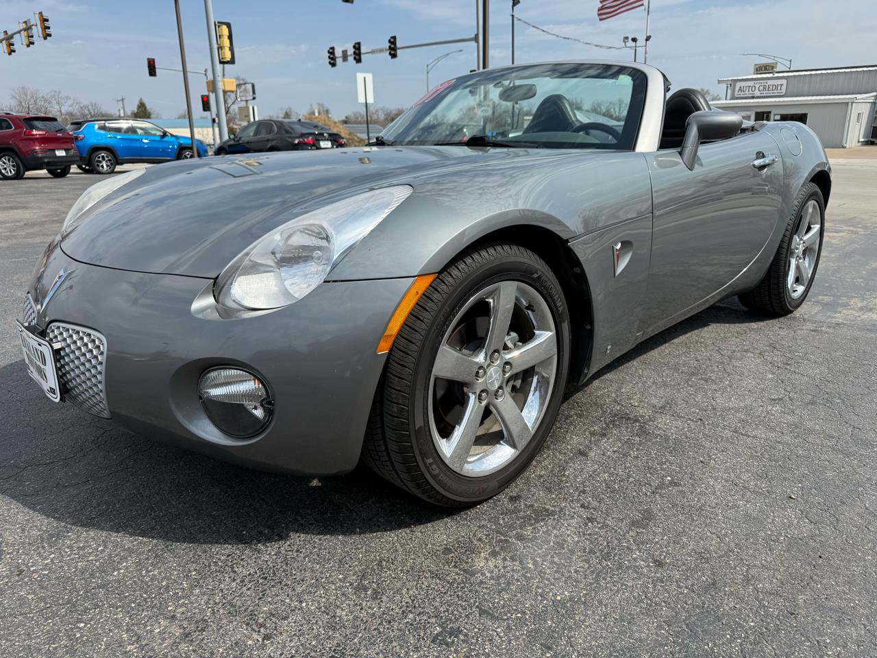 Used 2007 Pontiac Solstice Convertible w/ Premium Package RWD image 4