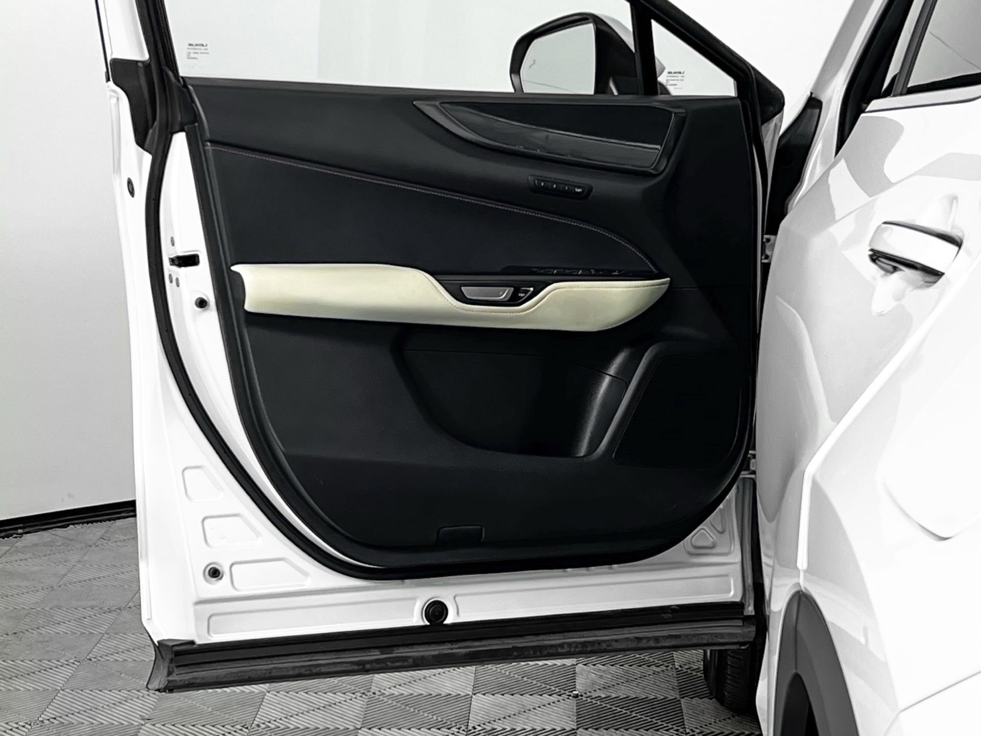 Used 2022 Lexus NX 350 AWD w/ Premium Package image 15