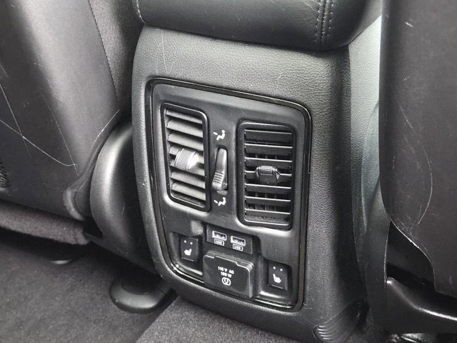 Used 2020 Jeep Grand Cherokee High Altitude image 32