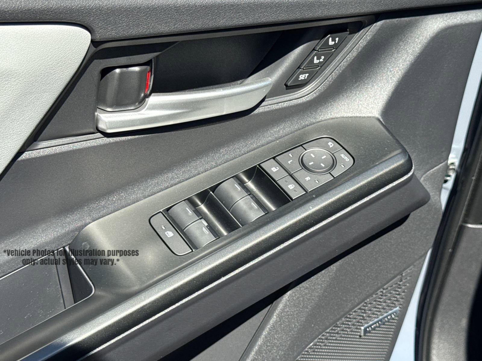 New 2026 Subaru Solterra AWD/4WD image 18