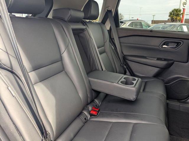 Used 2023 Nissan Rogue SL w/ SL Premium Package image 30