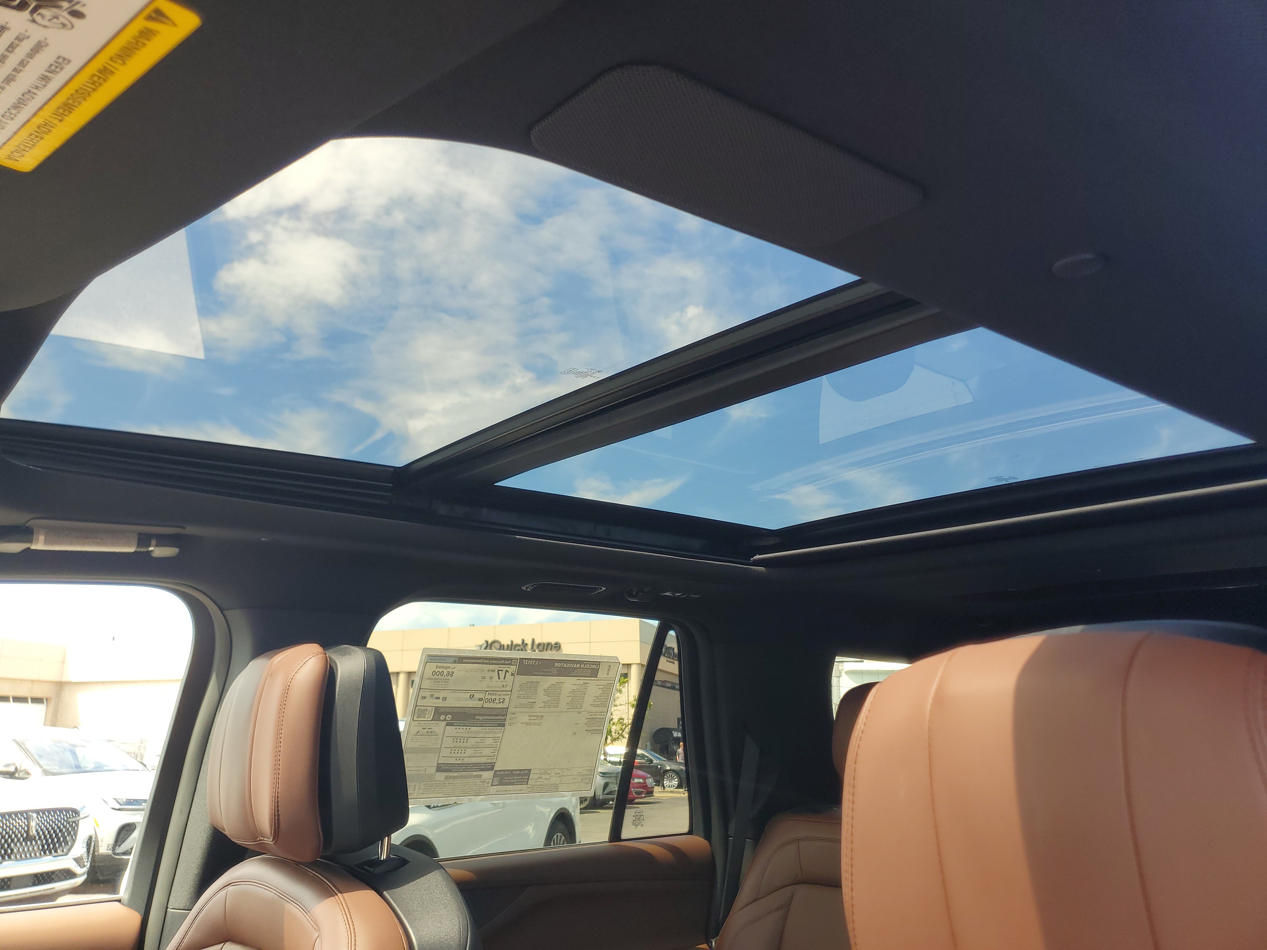 New 2026 Lincoln Navigator Reserve AWD/4WD image 10