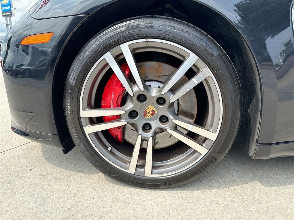 Used 2015 Porsche Panamera Turbo image 10