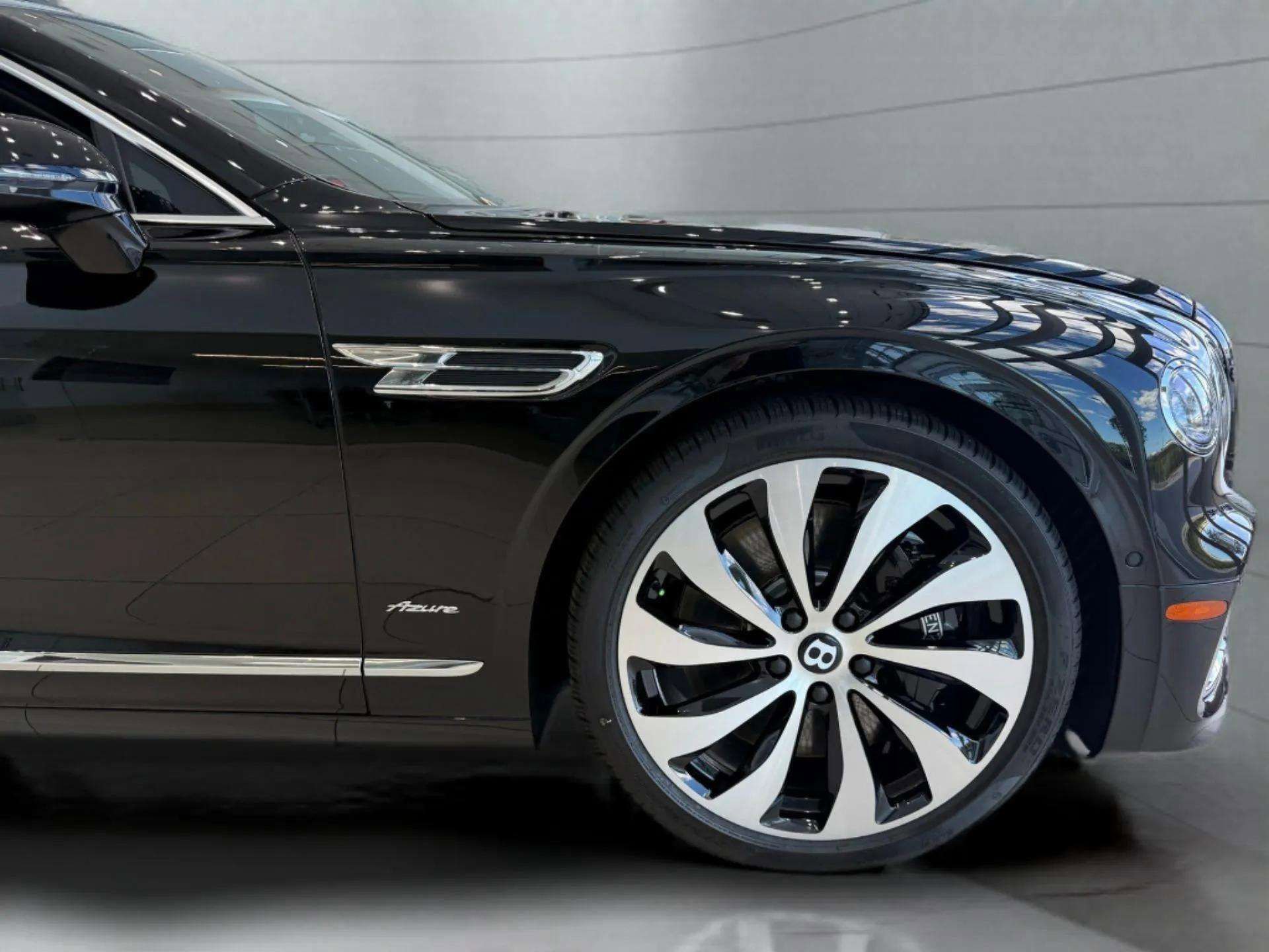New 2026 Bentley Flying Spur Plug-In Hybrid AWD/4WD image 6