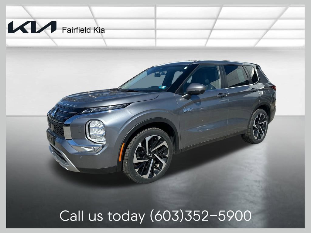 Used 2023 Mitsubishi Outlander SE