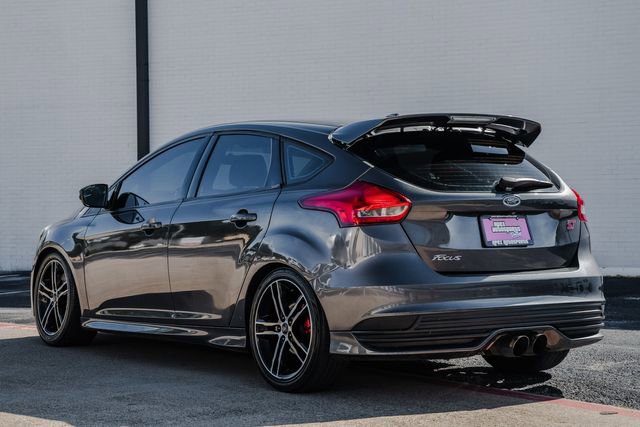 Used 2015 Ford Focus ST image 9
