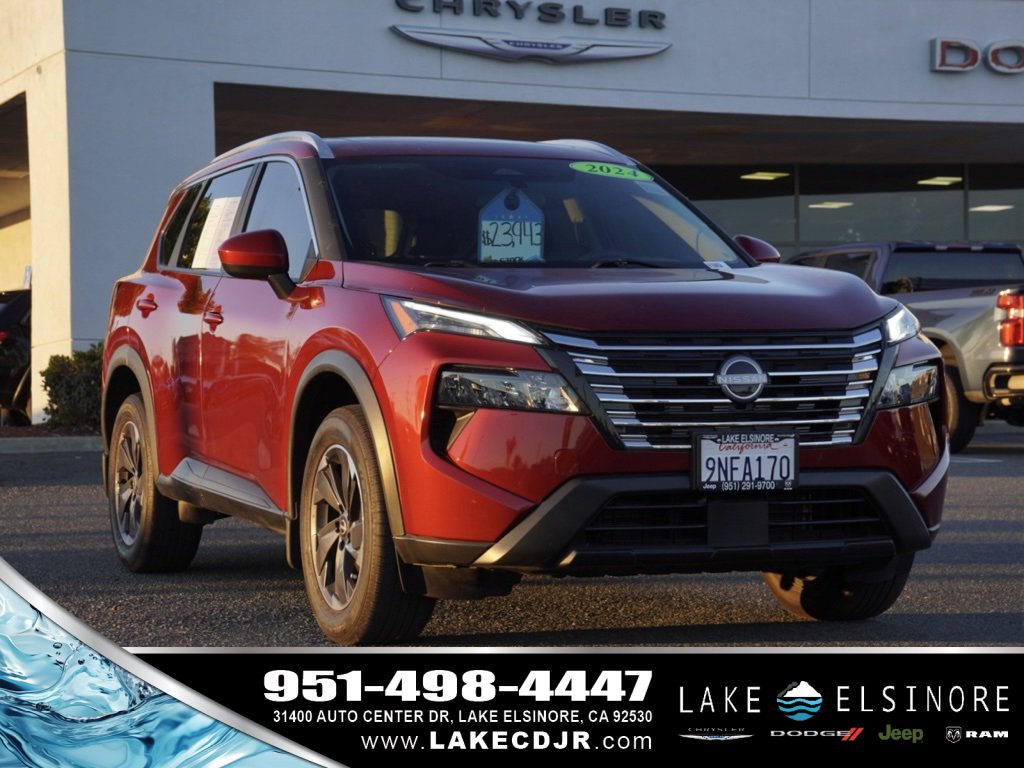 Used 2024 Nissan Rogue SV w/ SV Premium Package