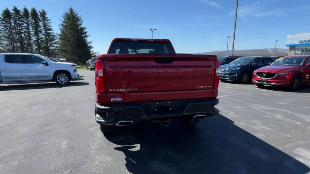 Certified 2021 Chevrolet Silverado 1500 Custom Trail Boss AWD/4WD image 7