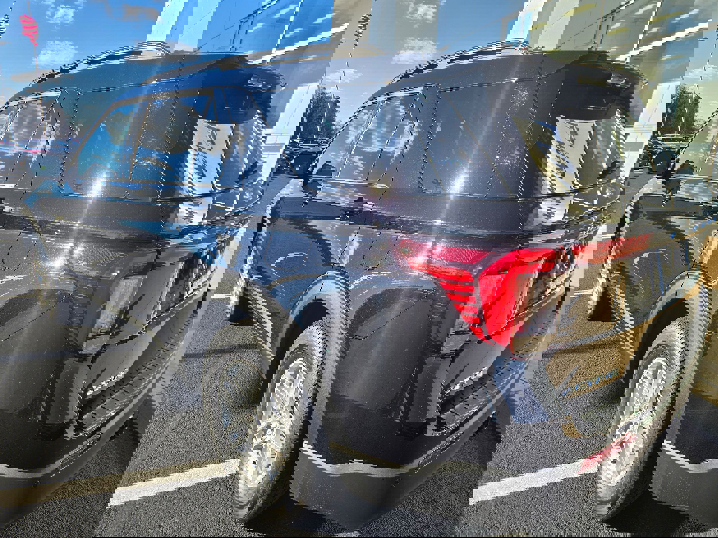 New 2026 Ford Explorer Active image 10