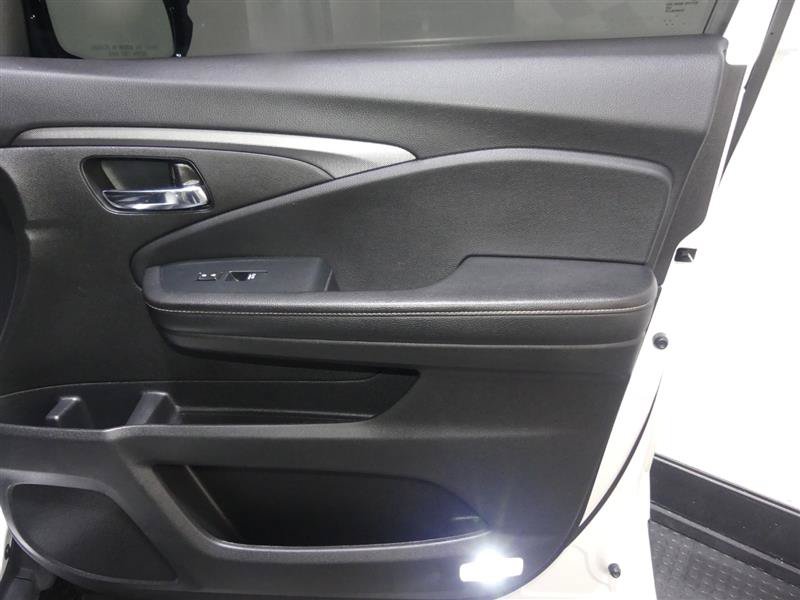 Used 2023 Honda Ridgeline RTL-E image 18