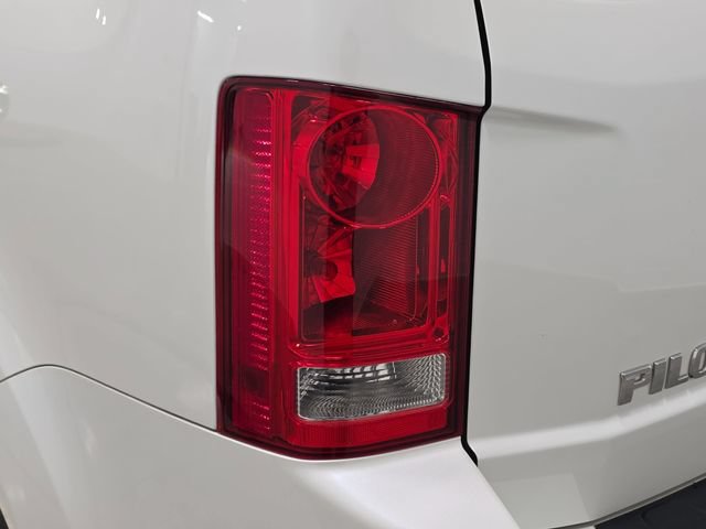 Used 2015 Honda Pilot Touring image 32