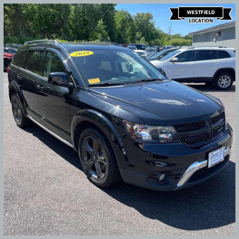 Used 2018 Dodge Journey Crossroad w/ Nav & Sun Group