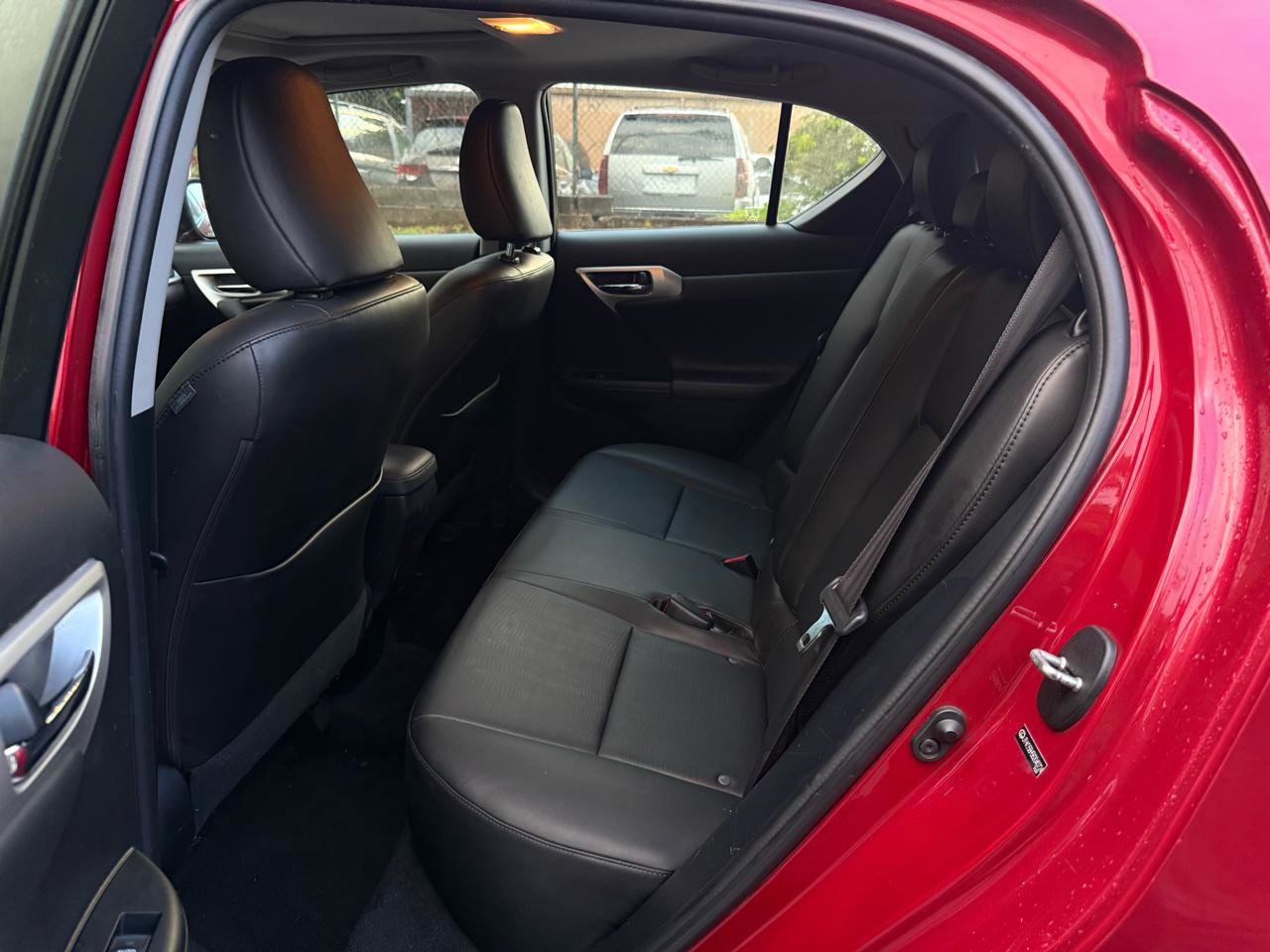 Used 2011 Lexus CT 200h Premium w/ Premium Audio Pkg FWD image 23