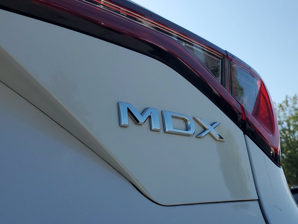 Certified 2026 Acura MDX w/ Technology Package FWD image 8