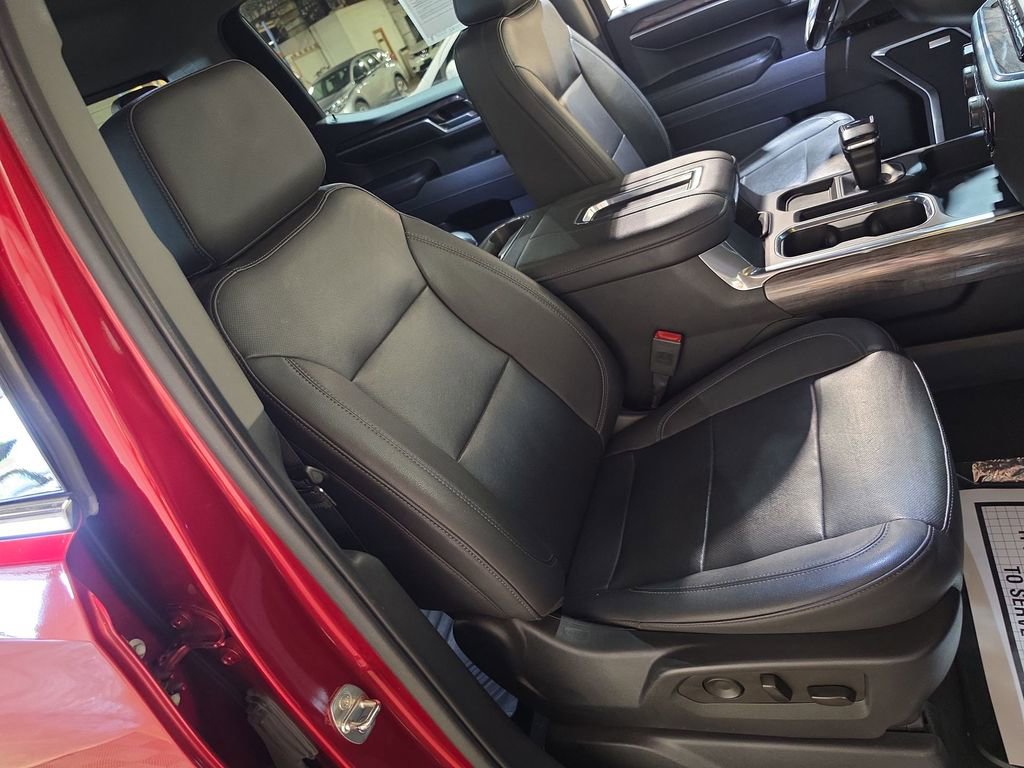 Used 2022 Chevrolet Silverado 1500 LTZ w/ Technology Package AWD/4WD image 25
