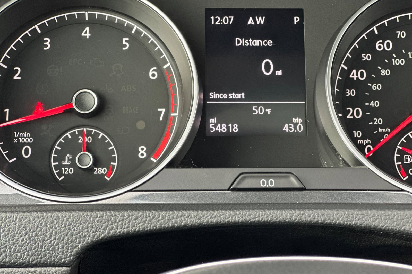 Used 2018 Volkswagen Golf SE image 28