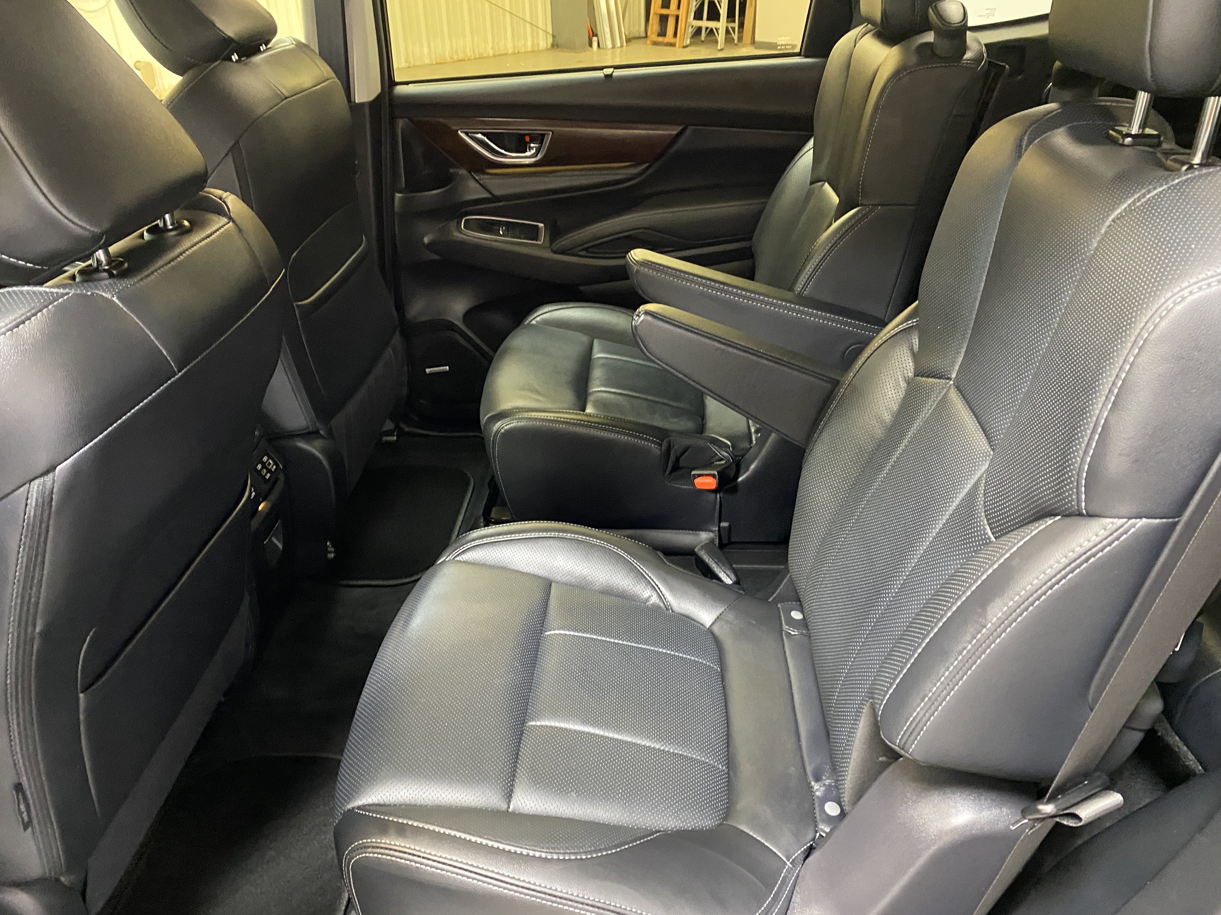 Used 2025 Subaru Ascent Touring w/ Popular Package #2 image 24