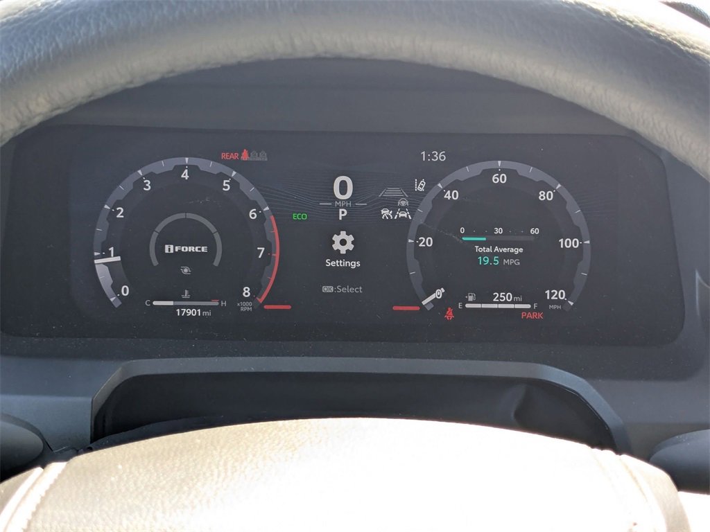 Used 2025 Toyota Tacoma TRD Off-Road image 18