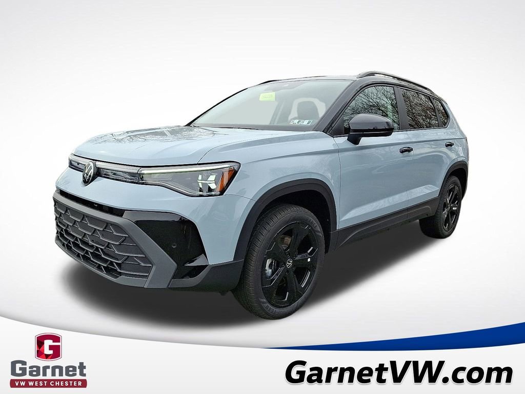 New 2026 Volkswagen Taos SE image 2