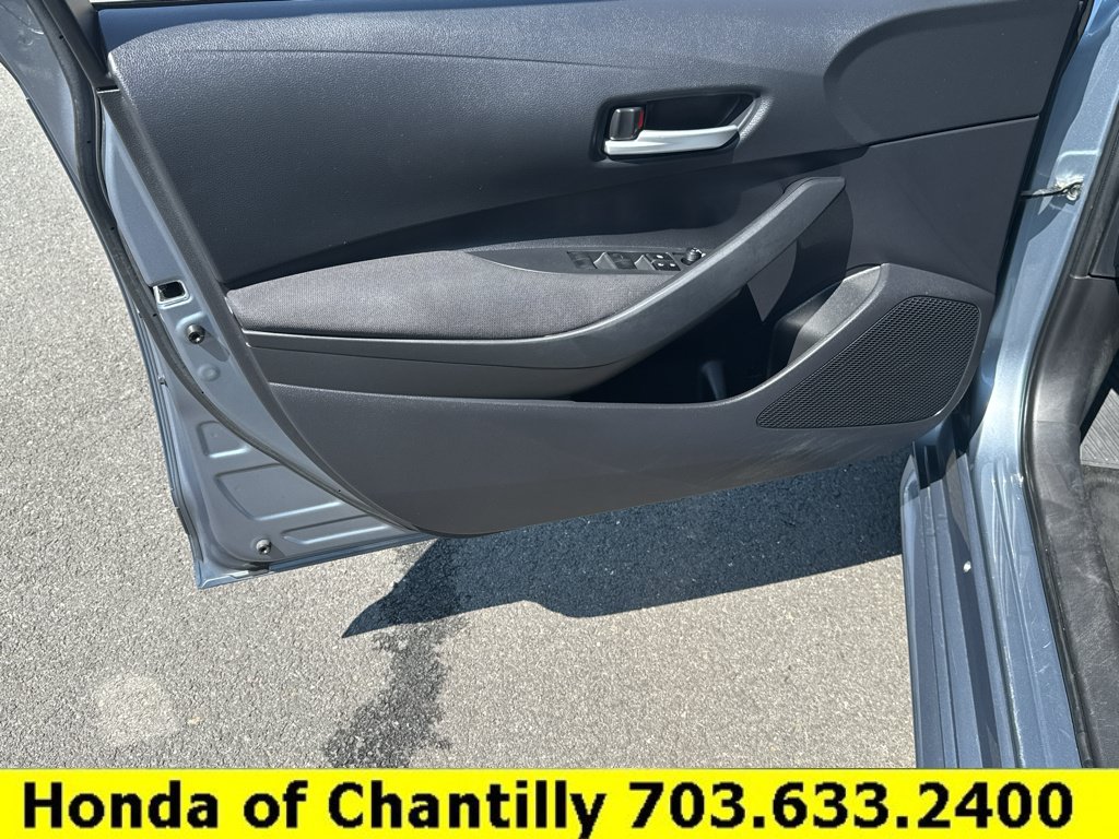 Used 2021 Toyota Corolla LE w/ Carpet Mat Package (TMS) FWD image 21