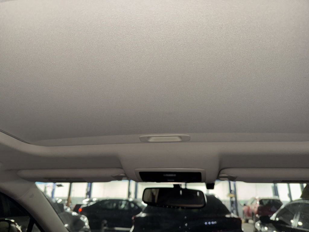 Used 2015 Lexus NX 300h AWD image 3