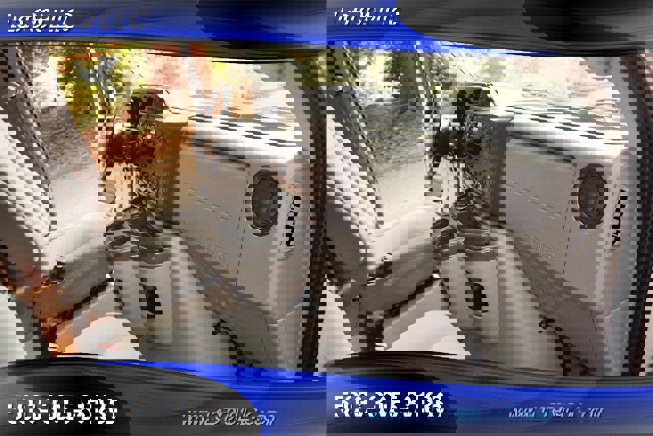 Used 2012 Ford E-350 and Econoline 350 XLT image 25