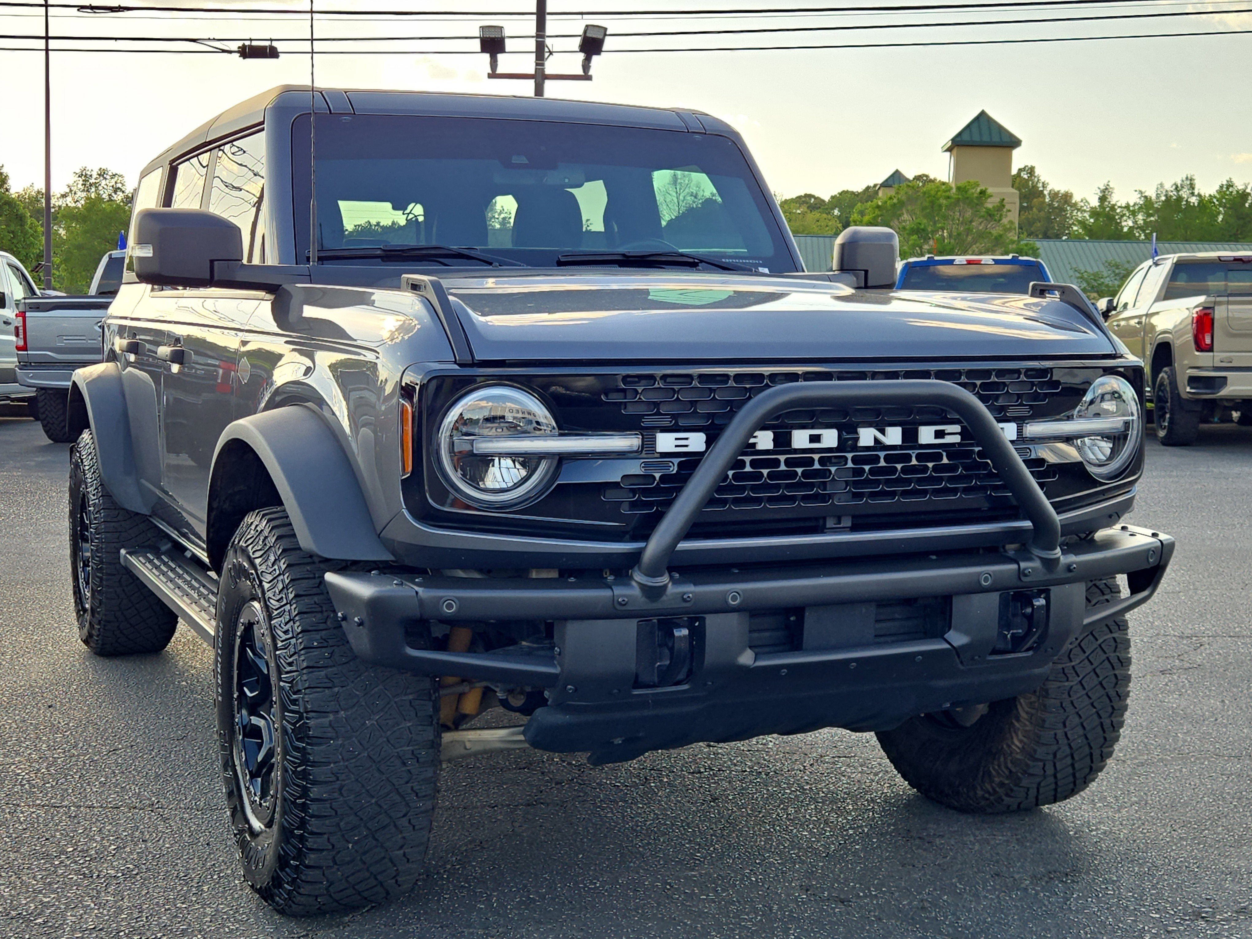 Used 2022 Ford Bronco Wildtrak image 5