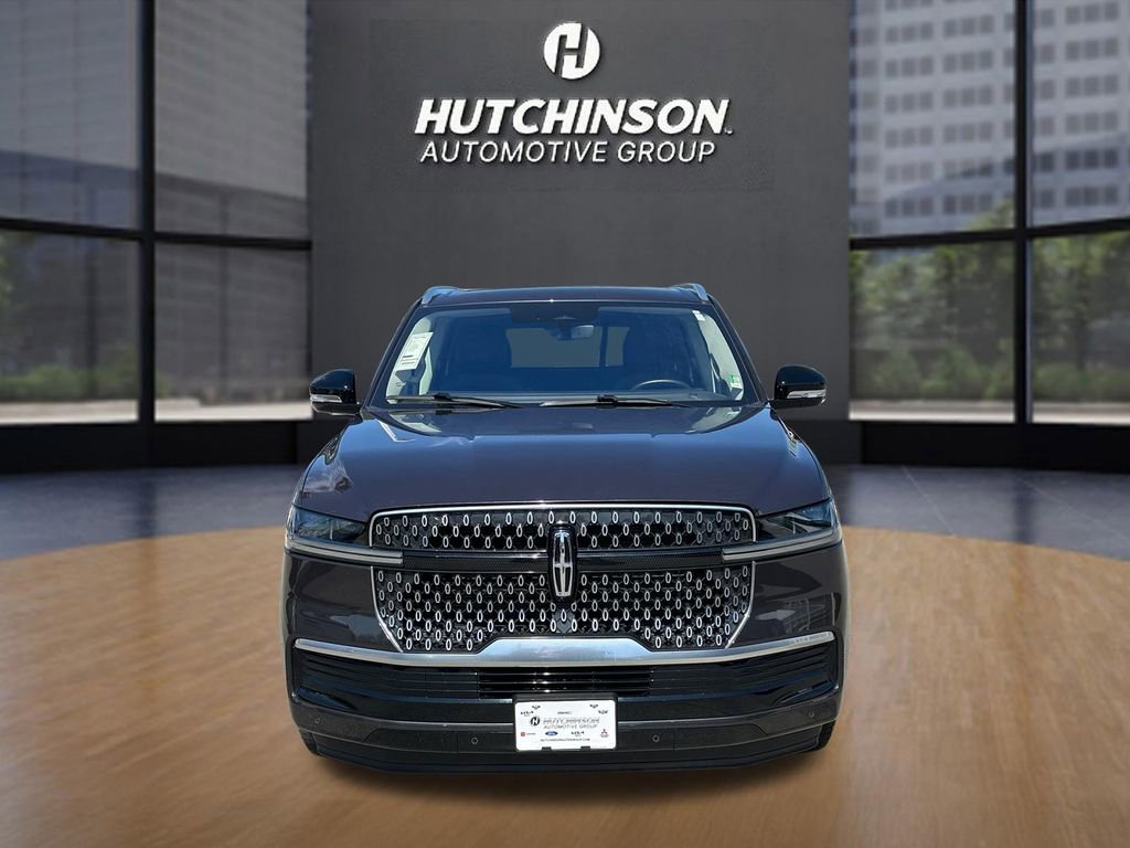 Used 2025 Lincoln Navigator Reserve video 2