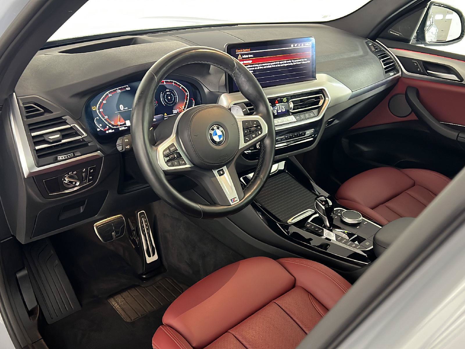 Used 2024 BMW X3 xDrive30i w/ Premium Package AWD/4WD image 2