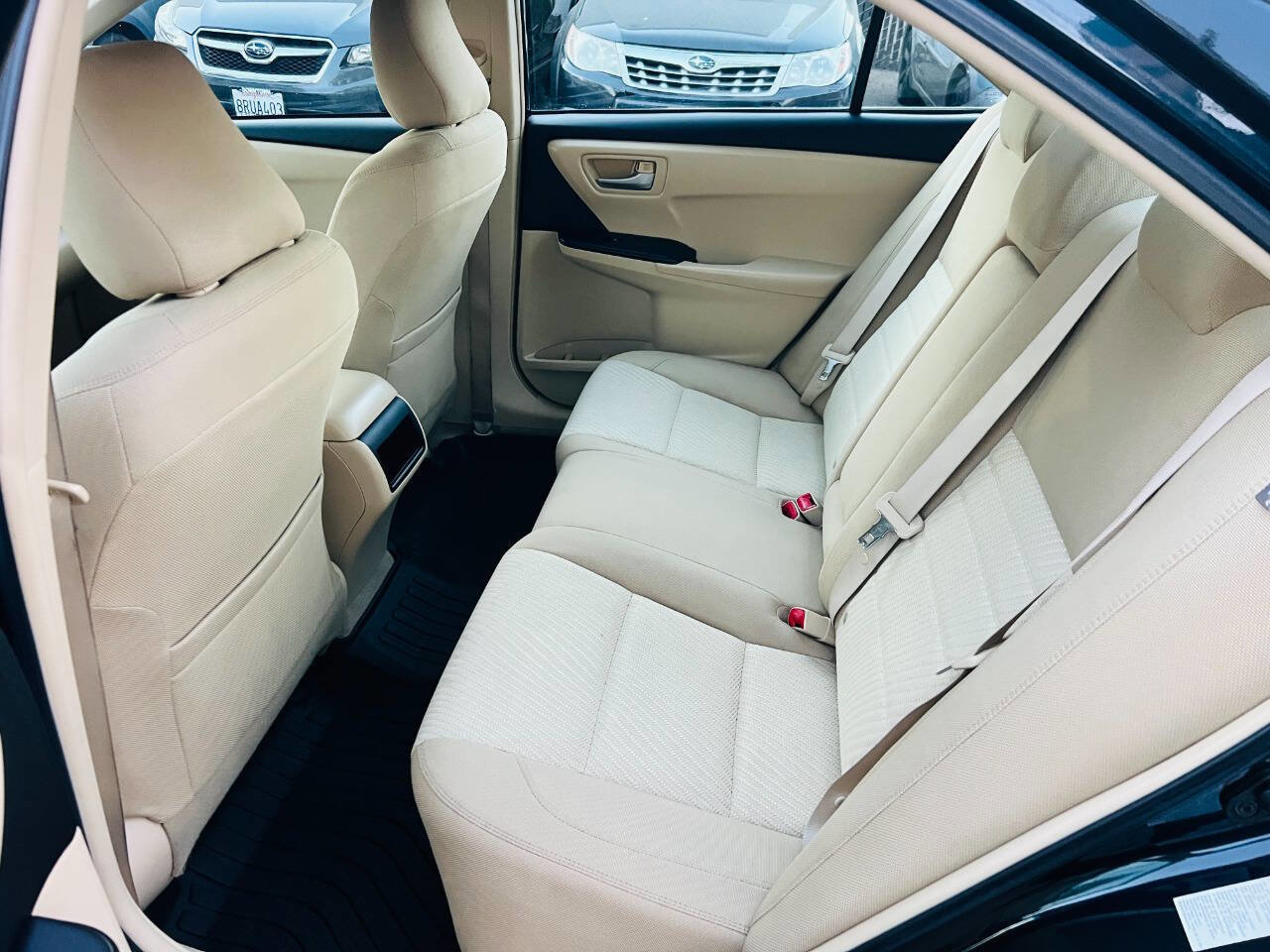Used 2015 Toyota Camry LE FWD image 17