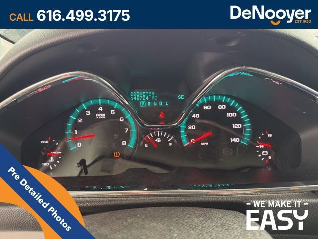 Used 2015 Chevrolet Traverse LT w/ Style and Technology Package AWD/4WD image 12