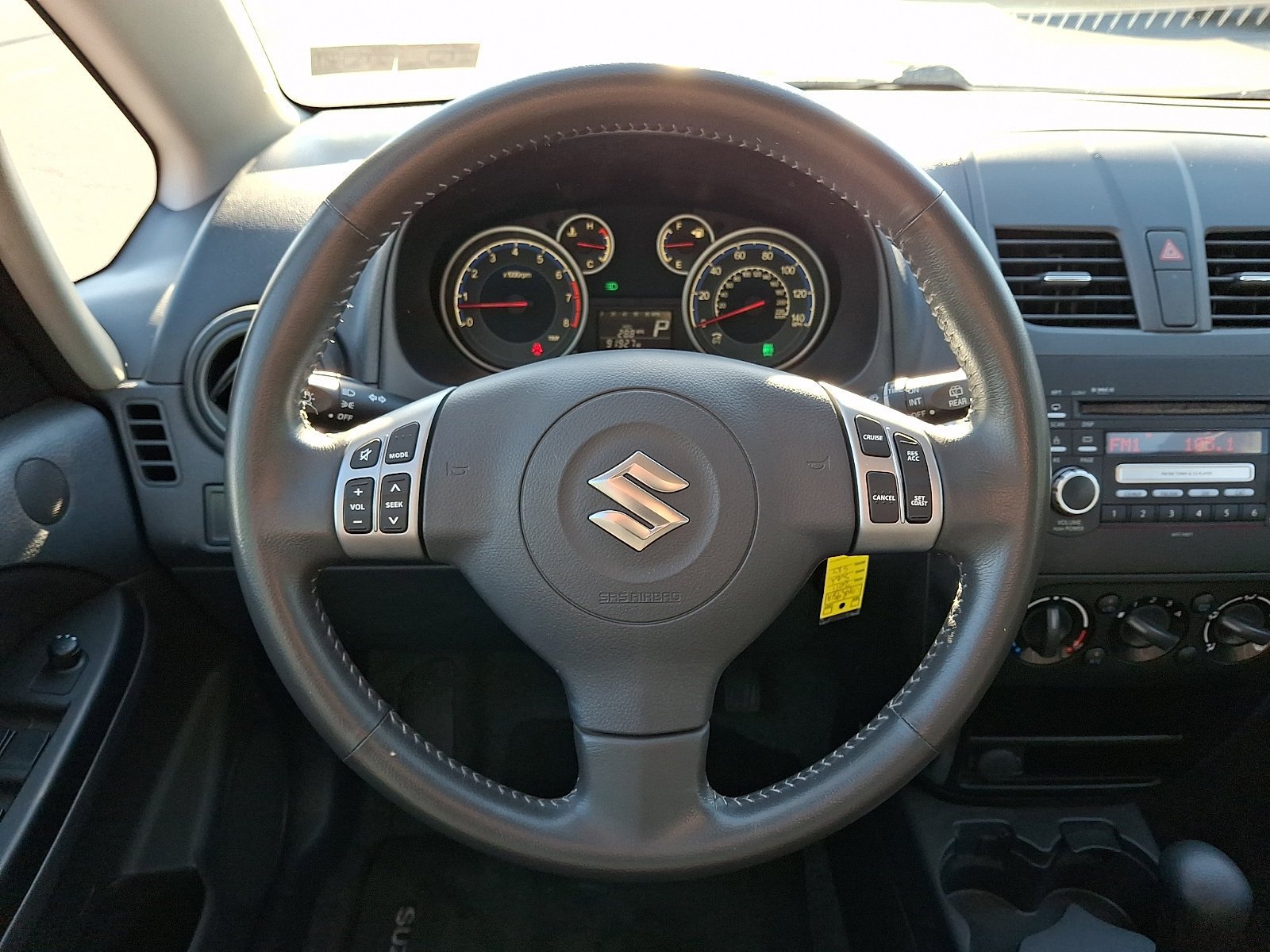 Used 2011 Suzuki SX4 Premium AWD/4WD image 18