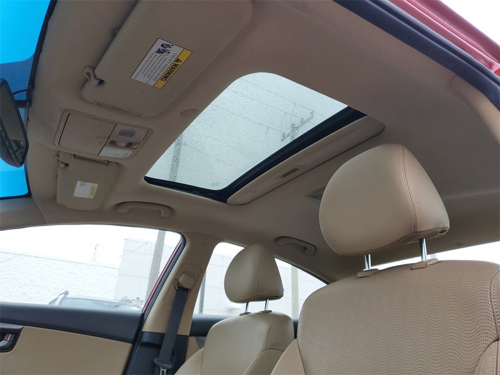 Used 2012 Hyundai Elantra Limited image 10